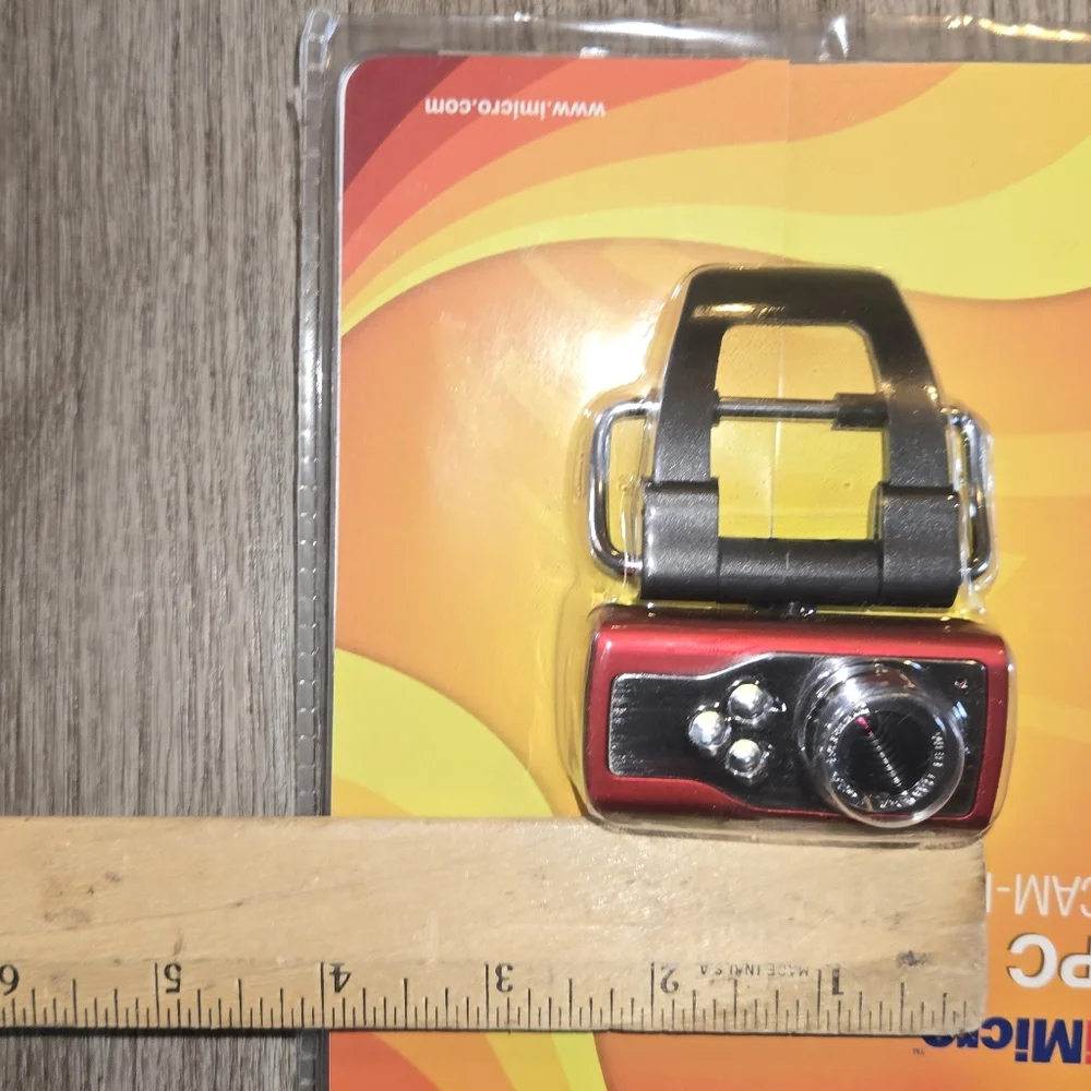 iMicro PC Webcam with Red and Black Design